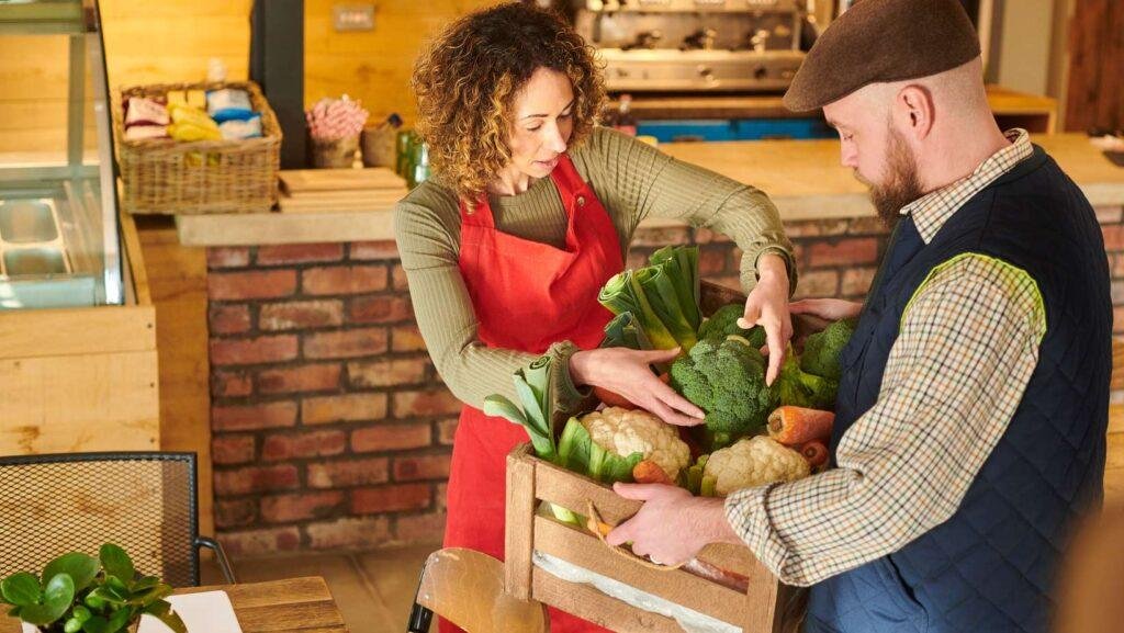 The Benefits of Eating Locally Sourced Food